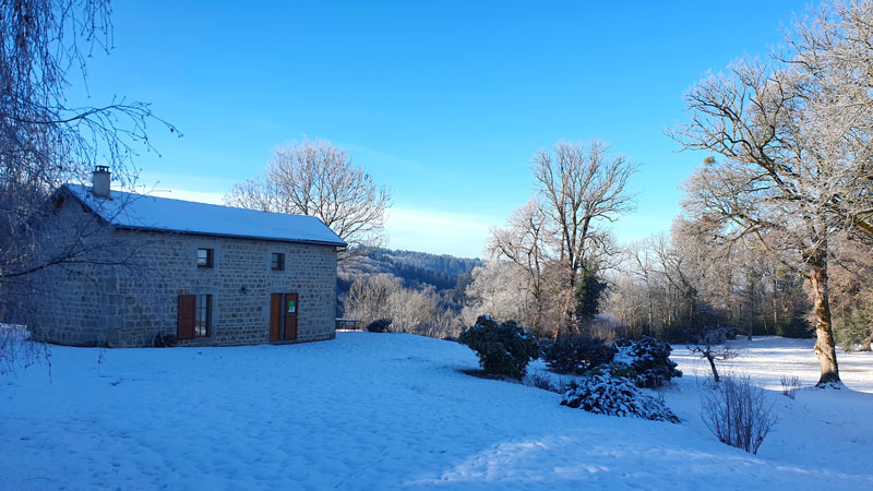 Gîte sous la neige